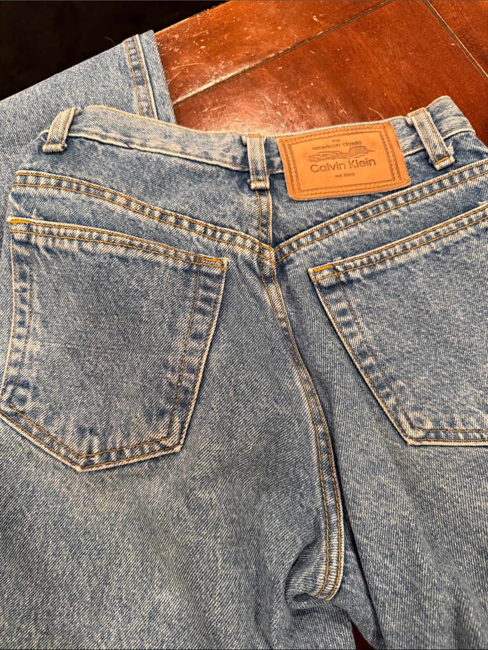 Calvin Klein Jeans Vintage Wash Blue Boyfriend Denim - Picture 4 of 4